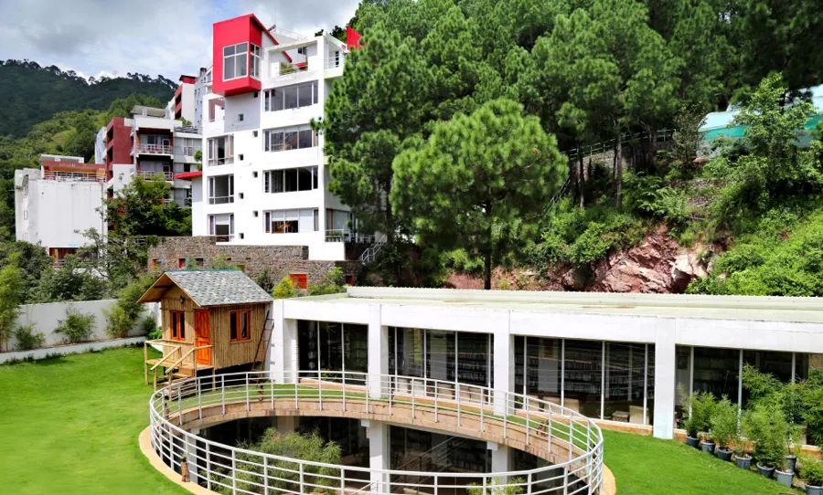 Shoolini Online campus